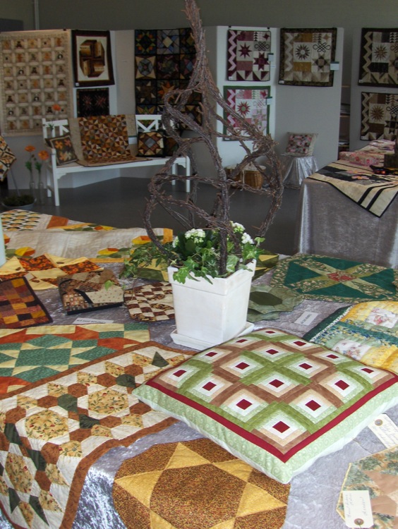 gal/Quiltefestival_i_Middelfart_2008/Udstilling/quiltefestival2008,fredag007.JPG